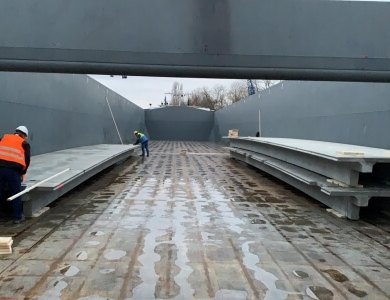 Schiff mit TT-Deckenplatten